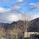 Avec Vue Sur Le Château De Montségur Montferrier