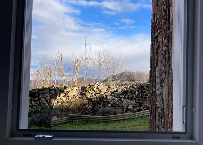 Apartment Avec Vue Sur Le Chateau De Montsegur Montferrier